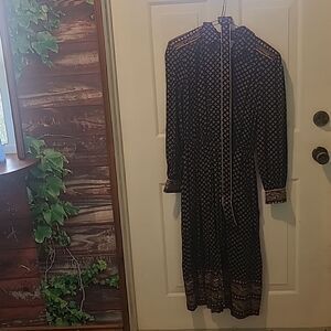 Knight's Ltd. Size 10 Ladies Maxi Dress